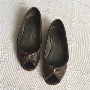 Alexander McQueen Peep toe Zipper flat 5.5